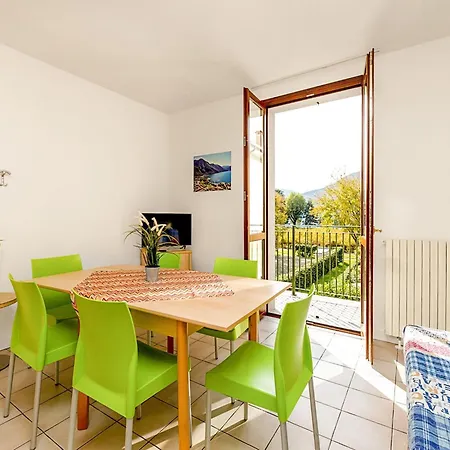 Mobilehome In Am Luganersee * ポルレッツァ
