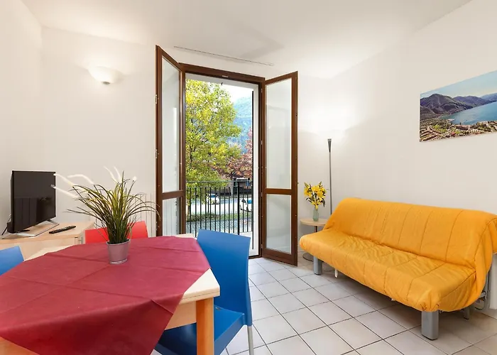 Mobilehome In Am Luganersee ポルレッツァ