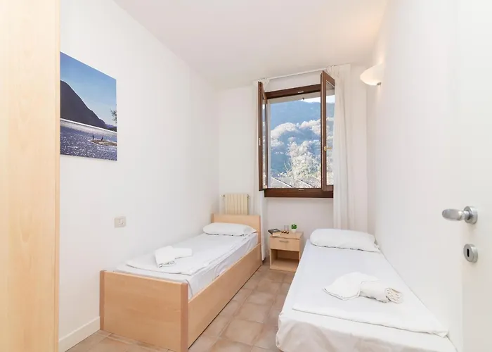 Mobilehome In Am Luganersee * ポルレッツァ